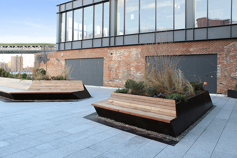 Sundeck_MainPic1
