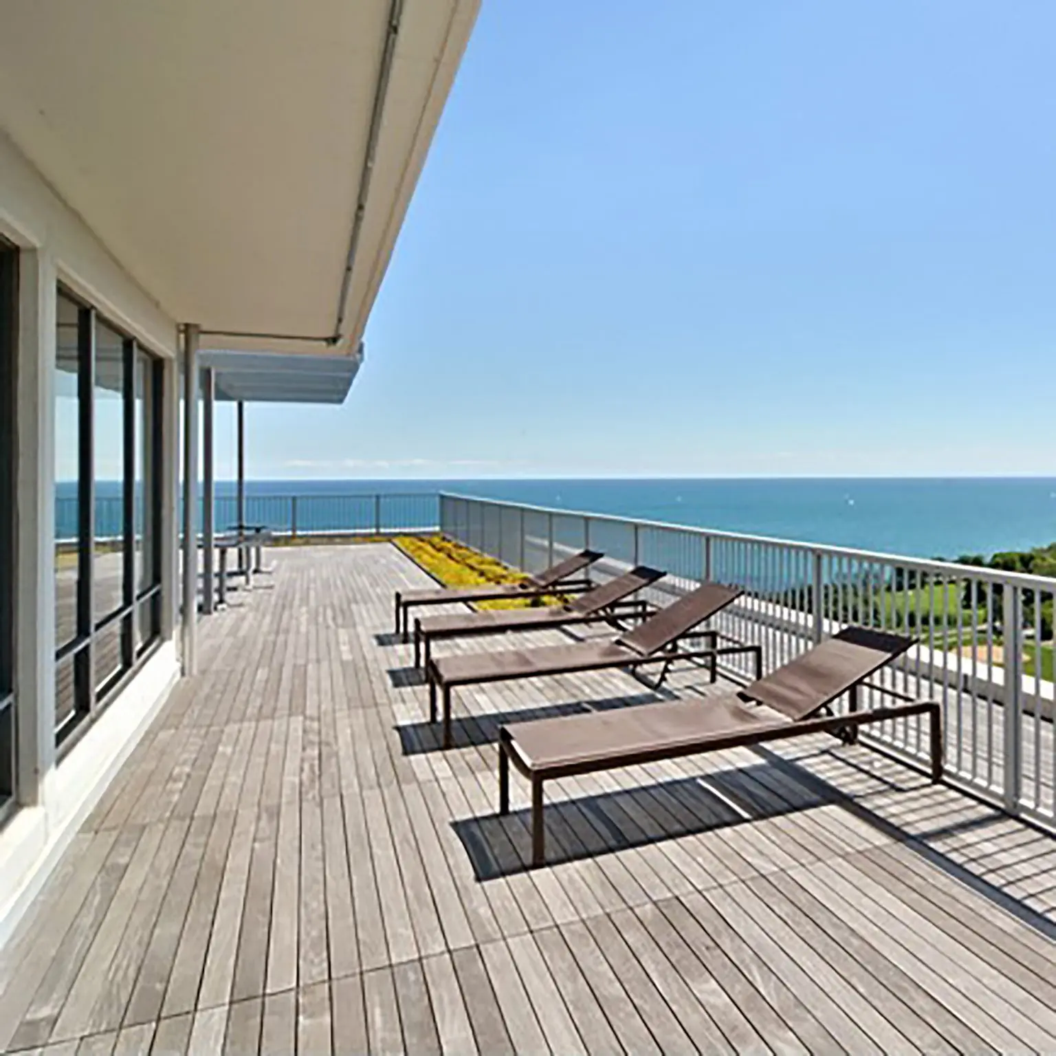 Ipe wood deck tiles by Skydeck USA