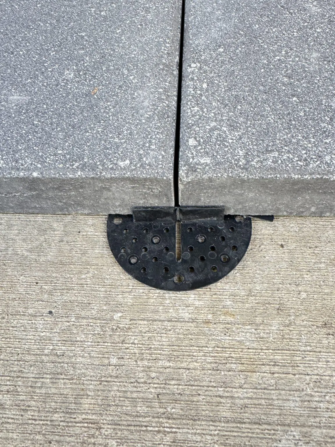 SD-TS Tile Spacer with 1/8" Gap Spacer