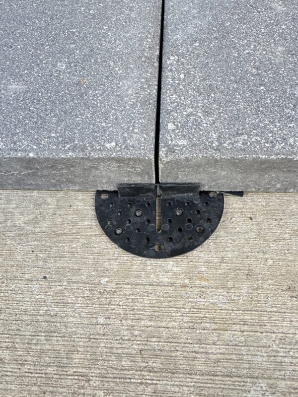 SD-TS Tile Spacer with 1/8" Gap Spacer